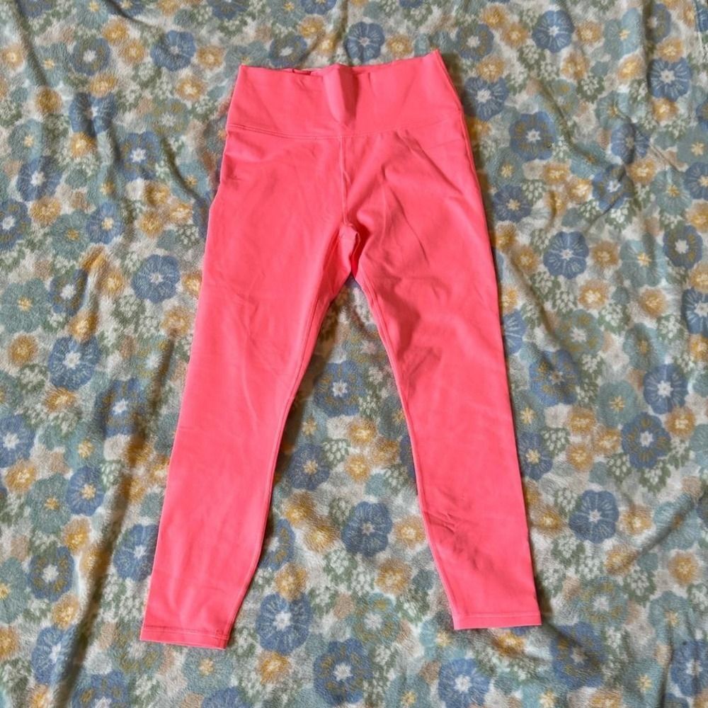 Fabletics Powerhold boost sorbet seashell 7/8 high-waisted leggings medium NWT